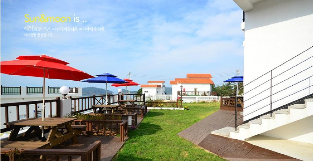 Sunmoon Pension Yeosu Extérieur photo