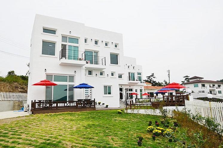 Sunmoon Pension Yeosu Extérieur photo